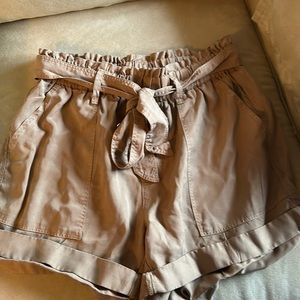 Aerie paper bag shorts camel color